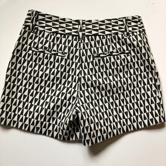 CARTONNIER ANTHROPOLOGIE | mid rise y2k style boho festival geometric shorts - Picture 3 of 6
